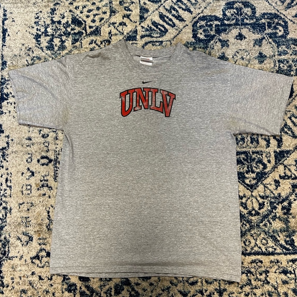 Vintage ‘University of Las Vegas’ Nike T-Shirt